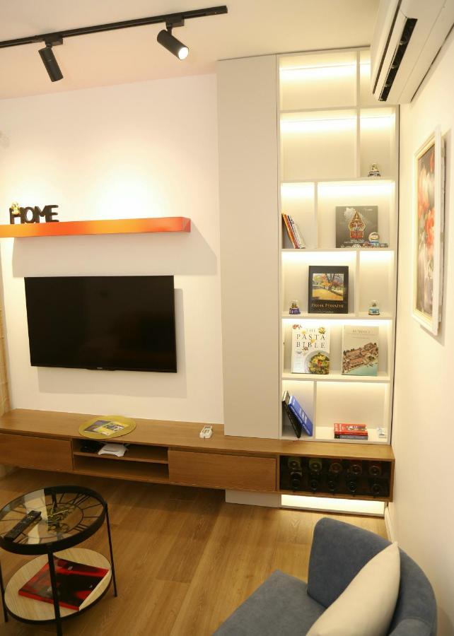 Mjolly Apartment Tirana Exterior foto